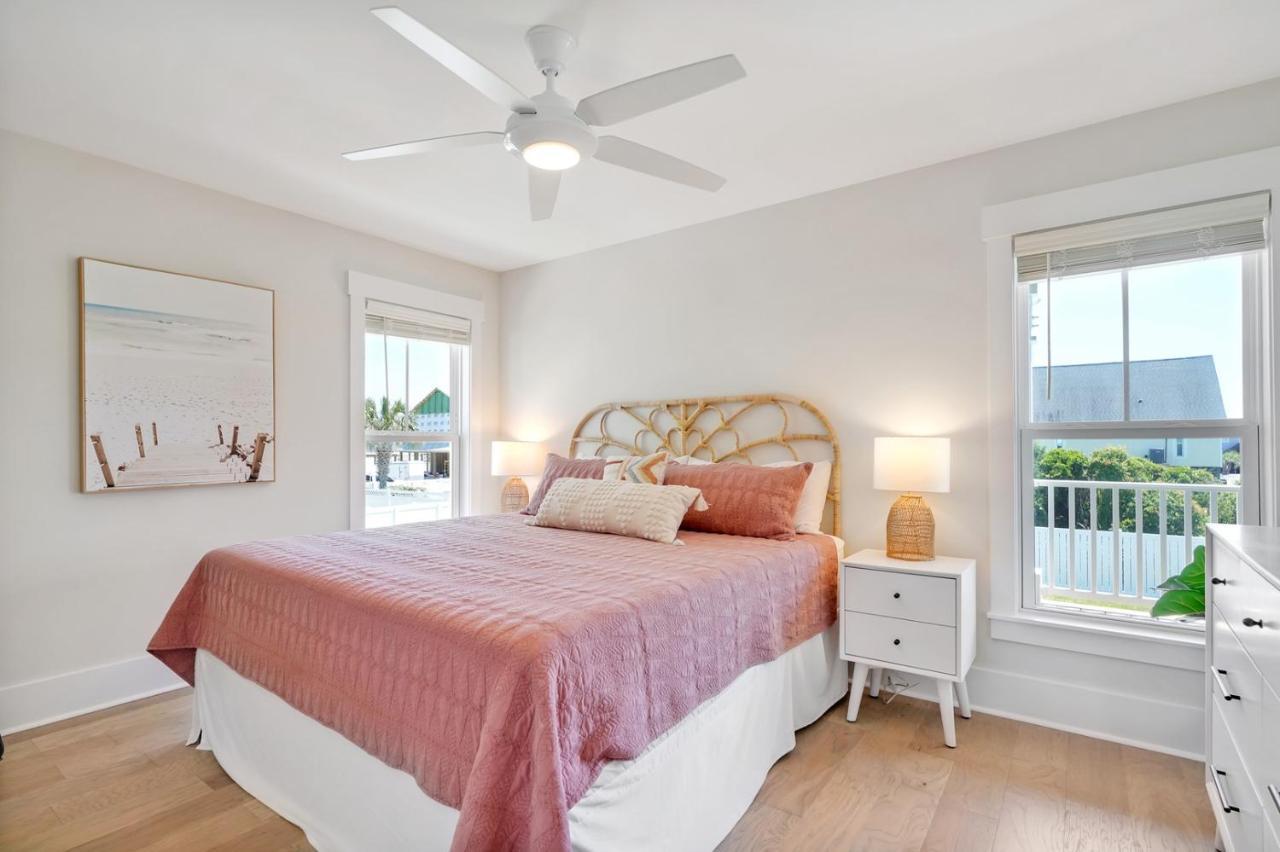Seas The Day Villa Oak Island Eksteriør bilde